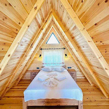 Kalkan'da Dogal Ahsap Ev, 2 Yatak Odasi, 1 Banyo, Wi-fi Holiday home *