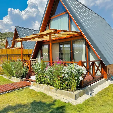 Kalkan'da Dogal Ahsap Ev, 2 Yatak Odasi, 1 Banyo, Wi-fi Holiday home *