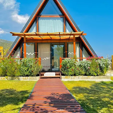 Kalkan'da Dogal Ahsap Ev, 2 Yatak Odasi, 1 Banyo, Wi-fi Holiday home Kas