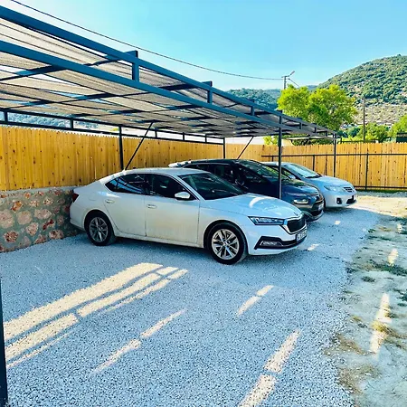 Holiday home Kalkan'da Dogal Ahsap Ev, 2 Yatak Odasi, 1 Banyo, Wi-fi *